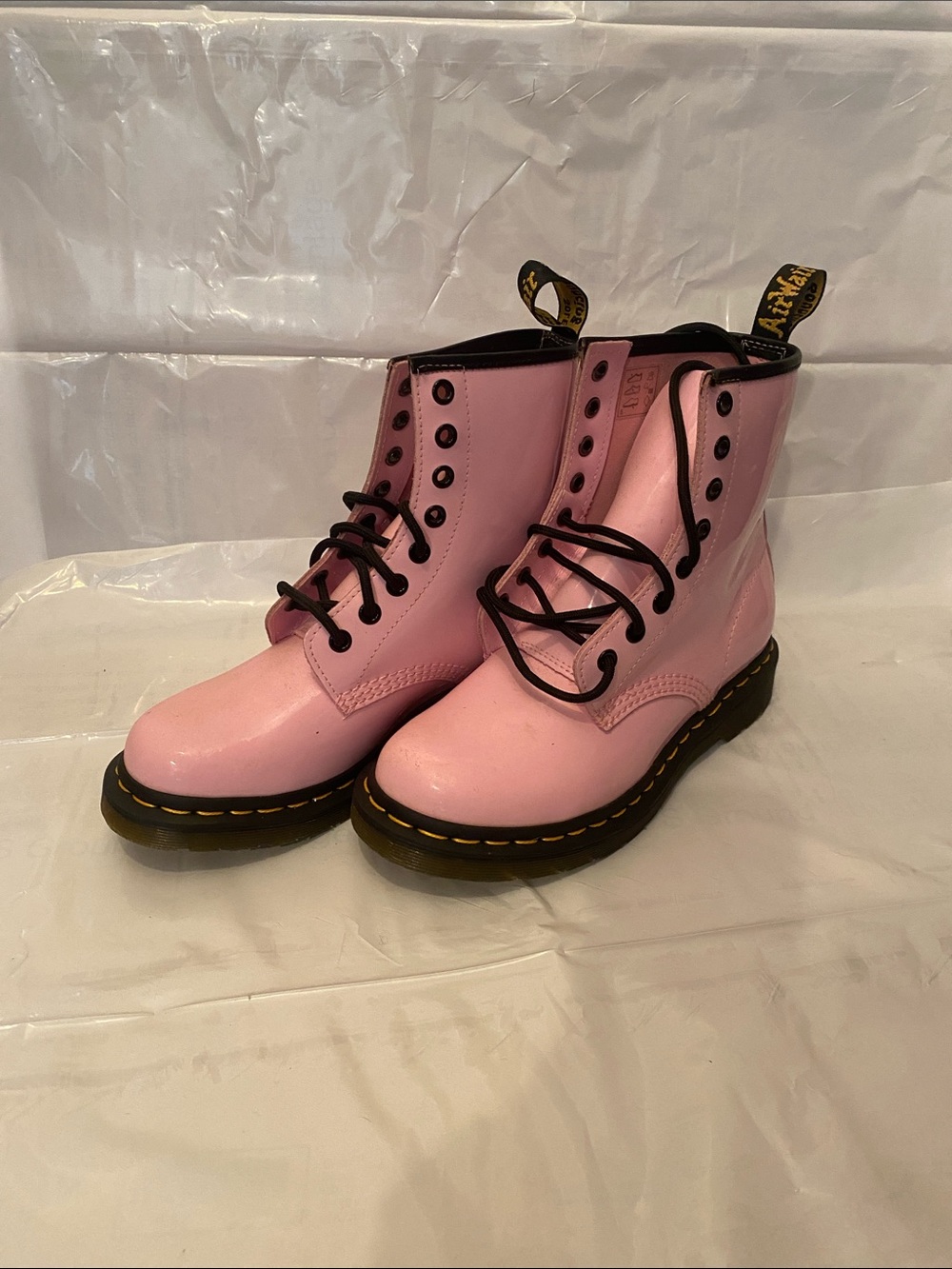 Dr. Martens Pink 1460 Patent Lace-Up Leather 
Boots Size: 37 EU